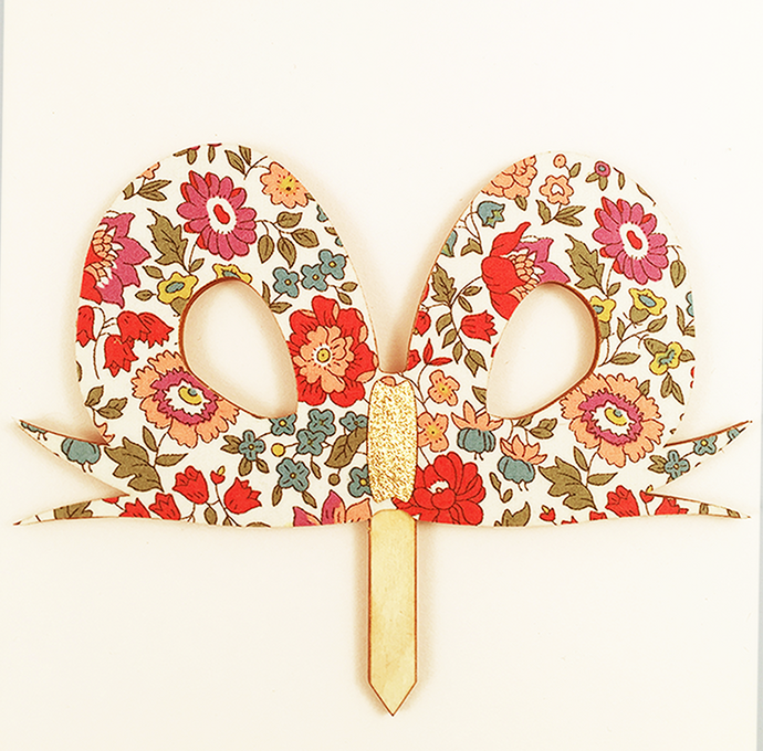 Danjo Liberty of London Bow Cake Topper